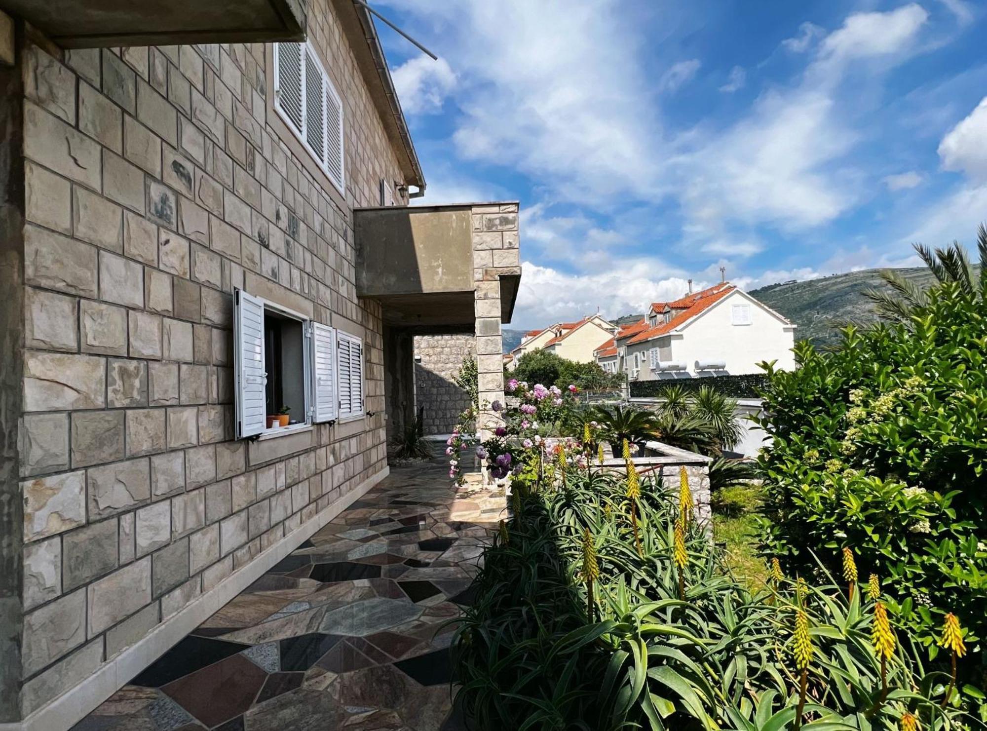 Apartments & Rooms Tapera Dubrovnik Luaran gambar